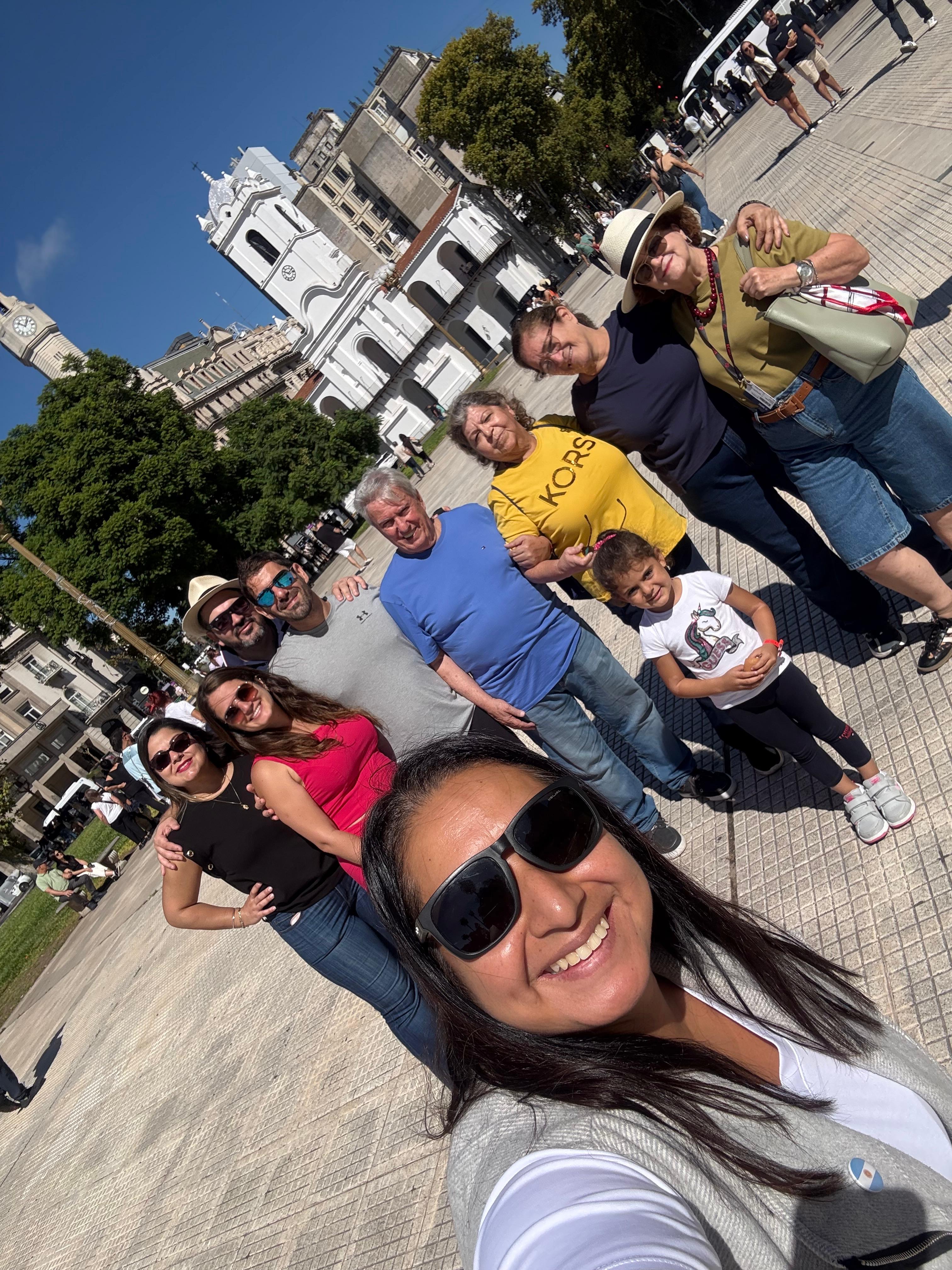 City tour grupal Buenos Aires conocer amigos